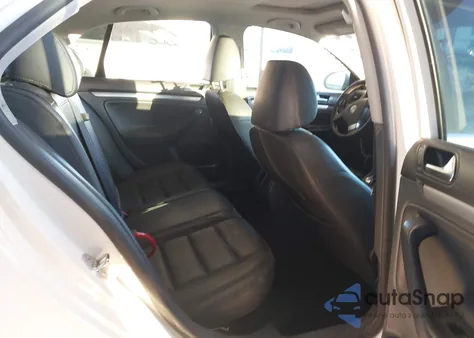 2009 Volkswagen Jetta Se/Sel из США, поврежденный, VIN 3VWRZ71K89M043143